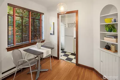 3121 Franklin Avenue E #2, Seattle, WA 98102 - Photo 6