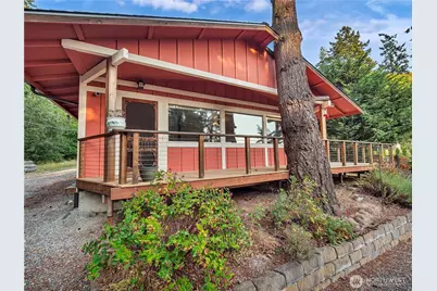 17261 Golden View Avenue, La Conner, WA 98257 - Photo 14