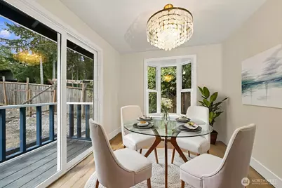 2303 NE 95th St Street, Seattle, WA 98115 - Photo 4
