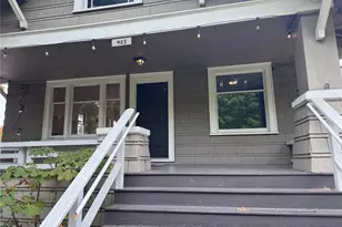 423 N 50th St, Seattle, WA 98103 - Photo 4