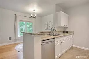 801 N N Rainier Ave, Renton, WA 98057 - Photo 10