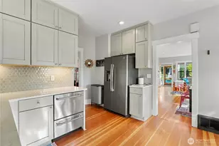 3930 S Ferdinand St, Seattle, WA 98118 - Photo 10
