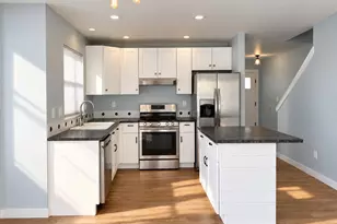 2938 St Paul St, Bellingham, WA 98226 - Photo 4