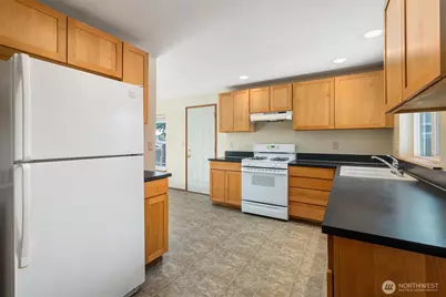 307 Solberg Street NW, Yelm, WA 98597 - Photo 12