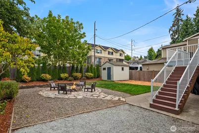 8622 22nd Avenue SW, Seattle, WA 98106 - Photo 2
