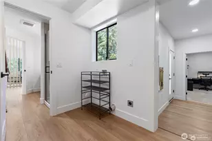 20921 SE 159th St, Renton, WA 98059 - Photo 18