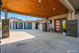 2497 E Selah Rd, Yakima, WA 98901 - Photo 2