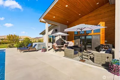 2497 E Selah Road, Yakima, WA 98901 - Photo 28