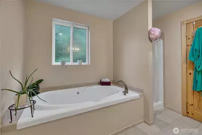 26206 244th Avenue SE, Ravensdale, WA 98051 - Photo 24