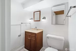 1817 NW 77th St, Seattle, WA 98117 - Photo 20