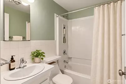 1817 NW 77th Street, Seattle, WA 98117 - Photo 14