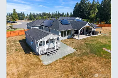 18521 32nd Avenue NW, Stanwood, WA 98292 - Photo 1