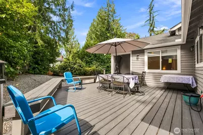 425 Jasmine Place NW, Issaquah, WA 98027 - Photo 16