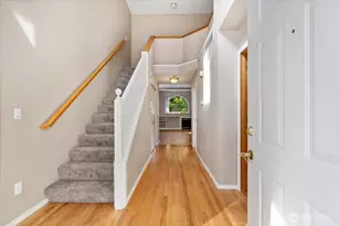 819 115th St SW, Everett, WA 98204 - Photo 2