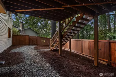 12112 SE 46th Pl, Bellevue, WA 98006 - Photo 26