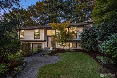 12112 SE 46th Pl, Bellevue, WA 98006 - Photo 2