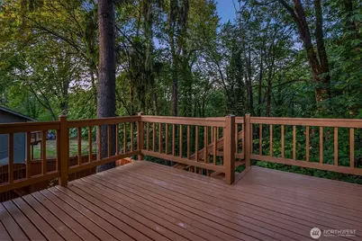 12112 SE 46th Pl, Bellevue, WA 98006 - Photo 24