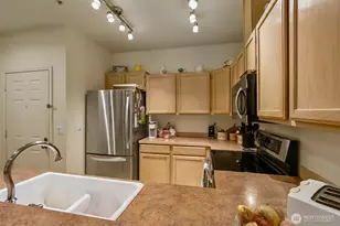 5400 Harbour Pointe Blvd, Mukilteo, WA 98275 - Photo 4
