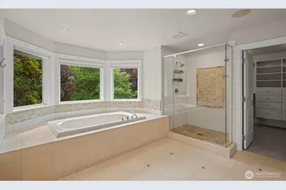 1308 100th Avenue NE, Bellevue, WA 98004 - Photo 16