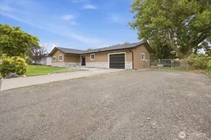 313 N Rd 35, Pasco, WA 99301 - Photo 2