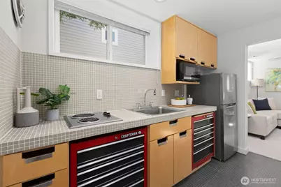 5760 25th Avenue NE, Seattle, WA 98105 - Photo 20