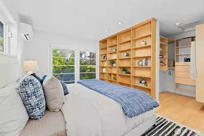 5760 25th Avenue NE, Seattle, WA 98105 - Photo 14