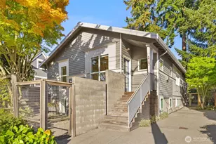 5760 25th Ave NE, Seattle, WA 98105 - Photo 2