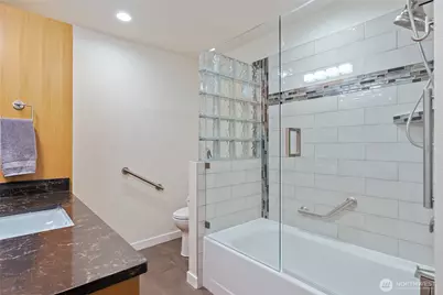 18483 47th Place NE, Lake Forest Park, WA 98155 - Photo 20