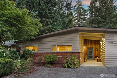 18483 47th Place NE, Lake Forest Park, WA 98155 - Photo 2