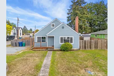 215 Milwaukee Boulevard S, Pacific, WA 98047 - Photo 1