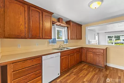 215 Milwaukee Boulevard S, Pacific, WA 98047 - Photo 8