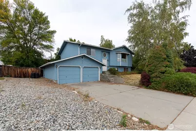 940 Grenz Street, Wenatchee, WA 98801 - Photo 2