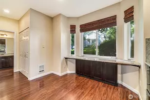 18012 NE 94th Ct, Redmond, WA 98052 - Photo 8