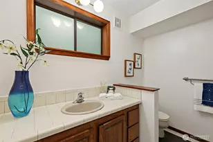 9846 Rainier Ave S, Seattle, WA 98118 - Photo 24