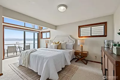 9846 Rainier Avenue S, Seattle, WA 98118 - Photo 14