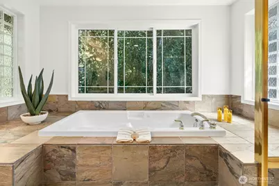 11612 NE 107th Lane, Kirkland, WA 98033 - Photo 22