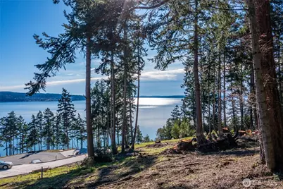 1421 Sergios View Lane, Oak Harbor, WA 98277 - Photo 14