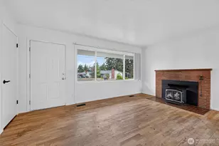 294 NE Queets St, Oak Harbor, WA 98277 - Photo 4
