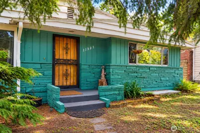 11321 30th Avenue NE, Seattle, WA 98125 - Photo 2