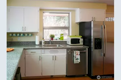 11321 30th Avenue NE, Seattle, WA 98125 - Photo 6
