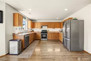 2227 119 Dr SE, Lake Stevens, WA 98258 - Photo 6