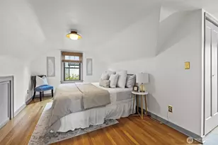2355 45th Ave SW, Seattle, WA 98116 - Photo 14