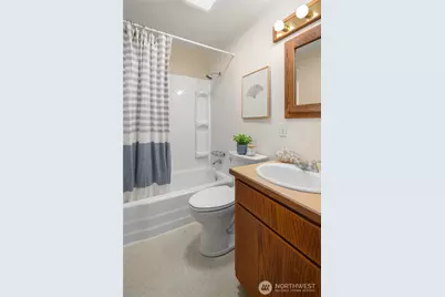 570 SE Andrews Street, Issaquah, WA 98027 - Photo 16