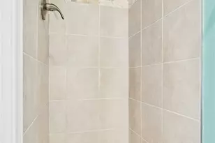 9901 NE 124th St, Kirkland, WA 98034 - Photo 12