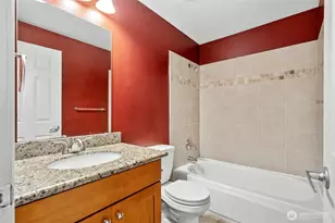 9901 NE 124th St, Kirkland, WA 98034 - Photo 14