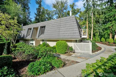 9901 NE 124th Street #504, Kirkland, WA 98034 - Photo 2