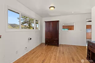 2520 Ocean Ave, Raymond, WA 98577 - Photo 26