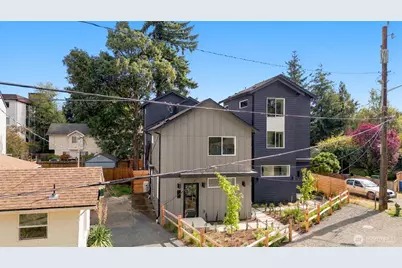 12038 Hiram Place NE, Seattle, WA 98125 - Photo 36