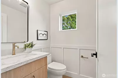 12038 Hiram Place NE, Seattle, WA 98125 - Photo 20