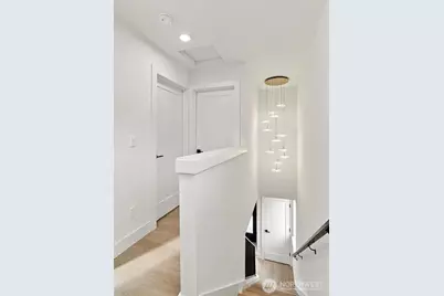 12038 Hiram Place NE, Seattle, WA 98125 - Photo 24